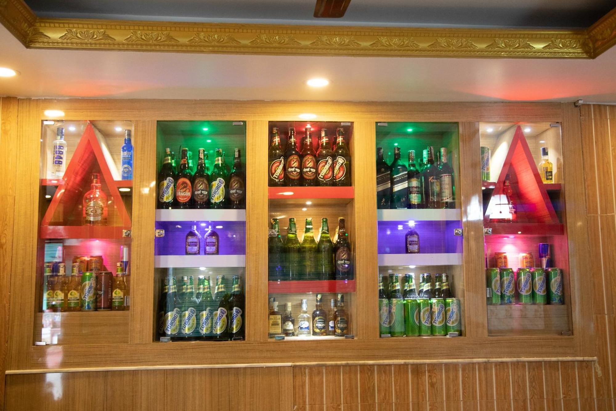 Balaju Oyo 304 Hotel Manama מראה חיצוני תמונה
