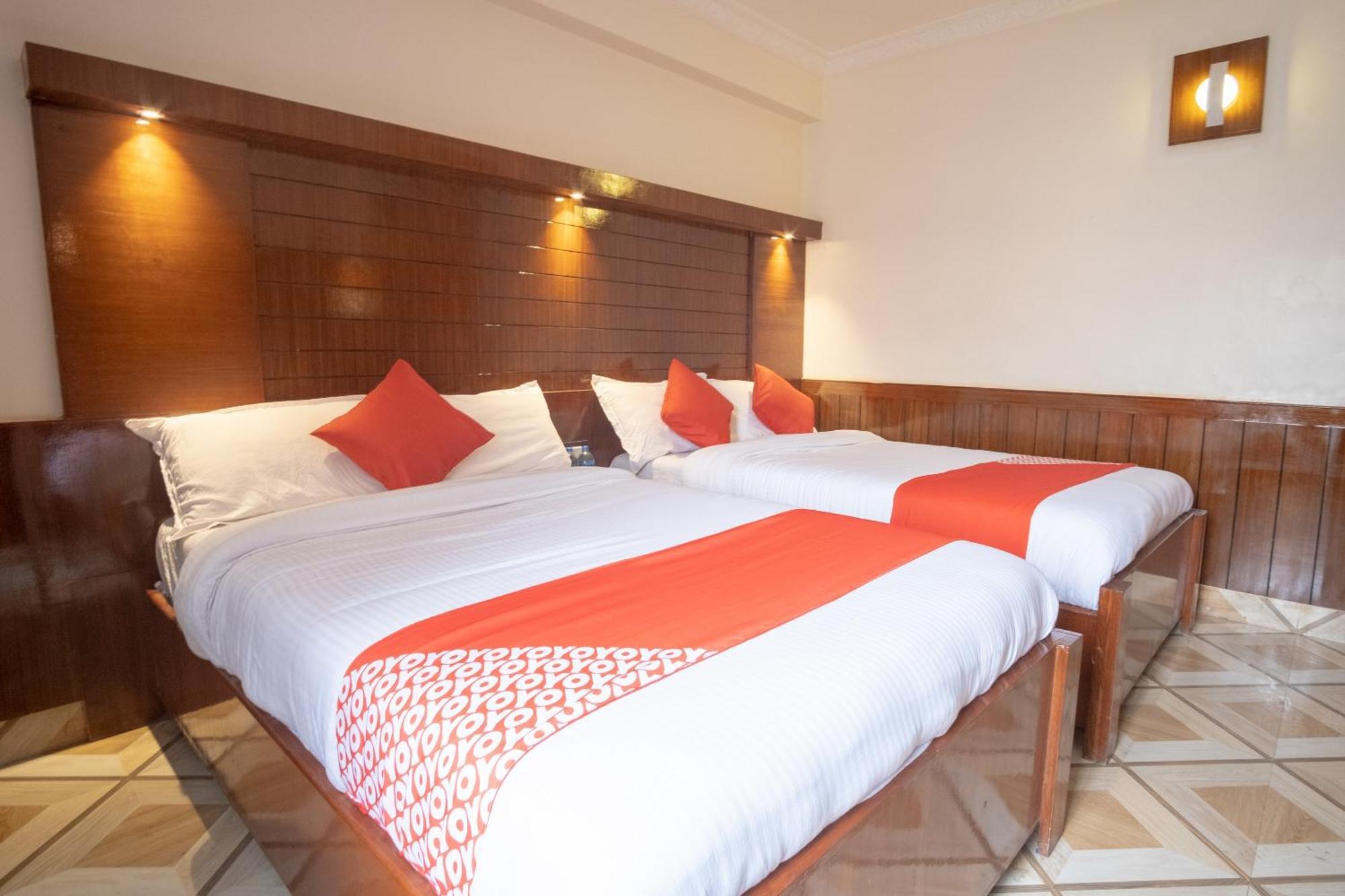 Balaju Oyo 304 Hotel Manama מראה חיצוני תמונה