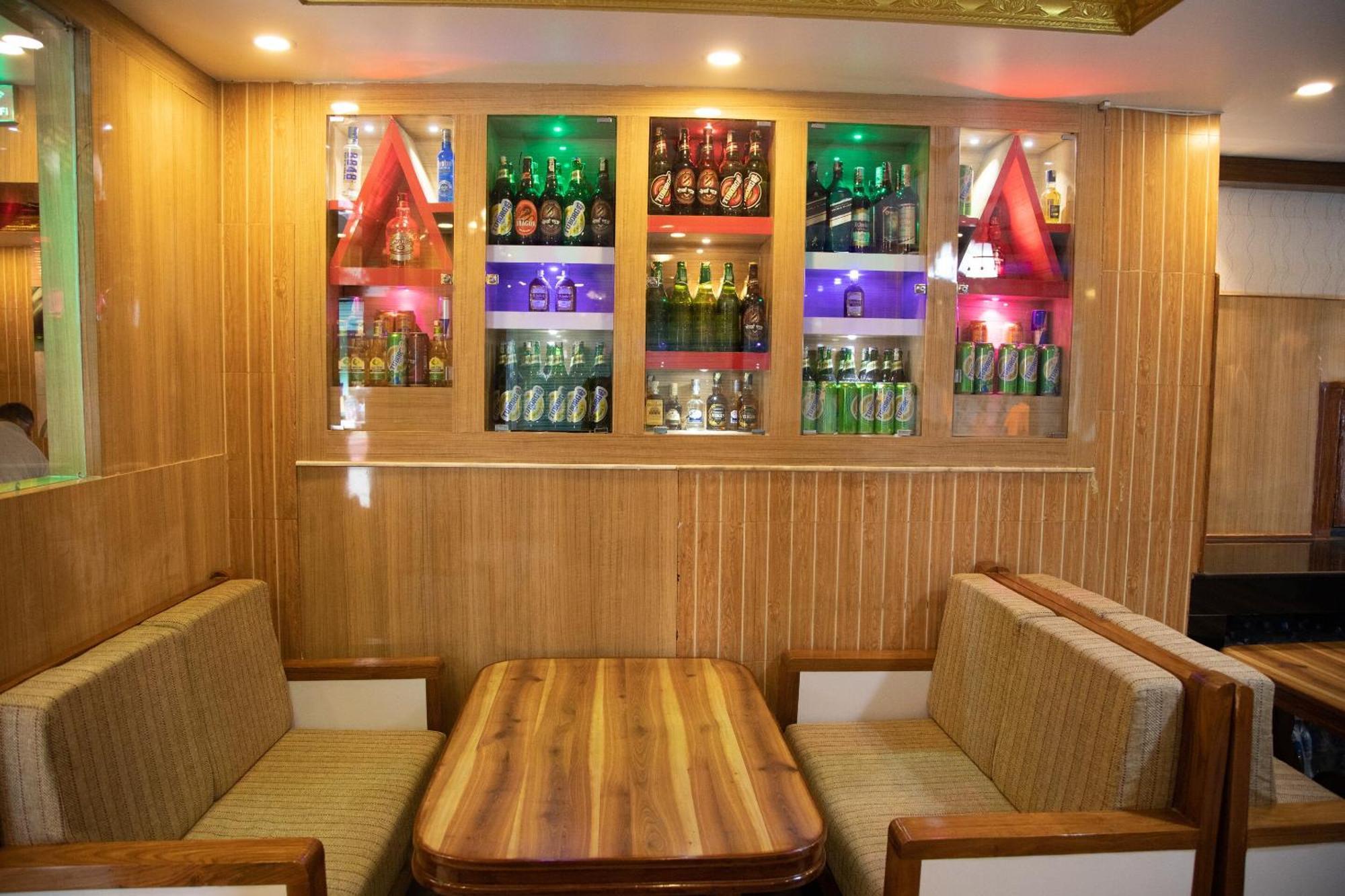 Balaju Oyo 304 Hotel Manama מראה חיצוני תמונה