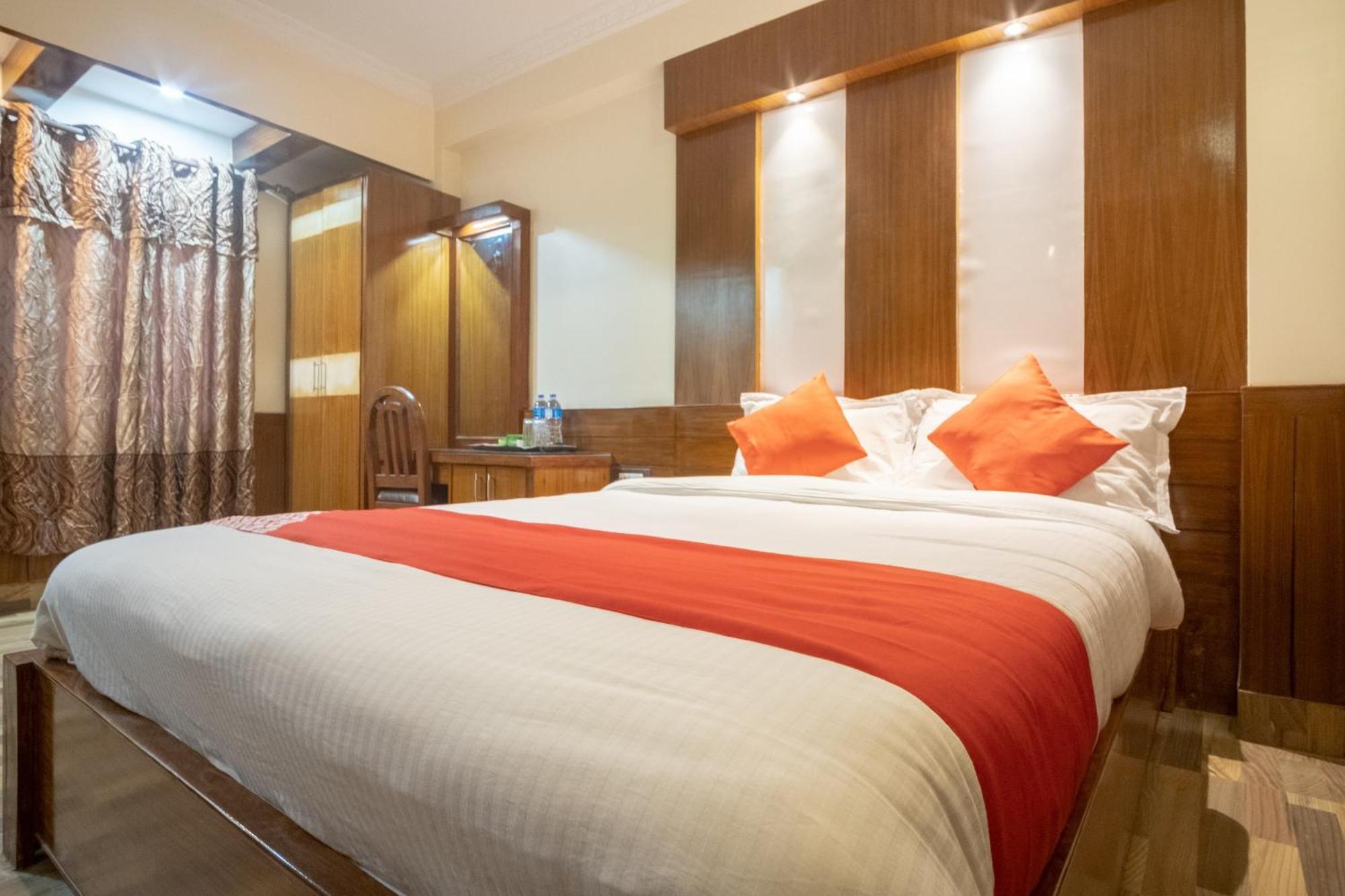 Balaju Oyo 304 Hotel Manama מראה חיצוני תמונה