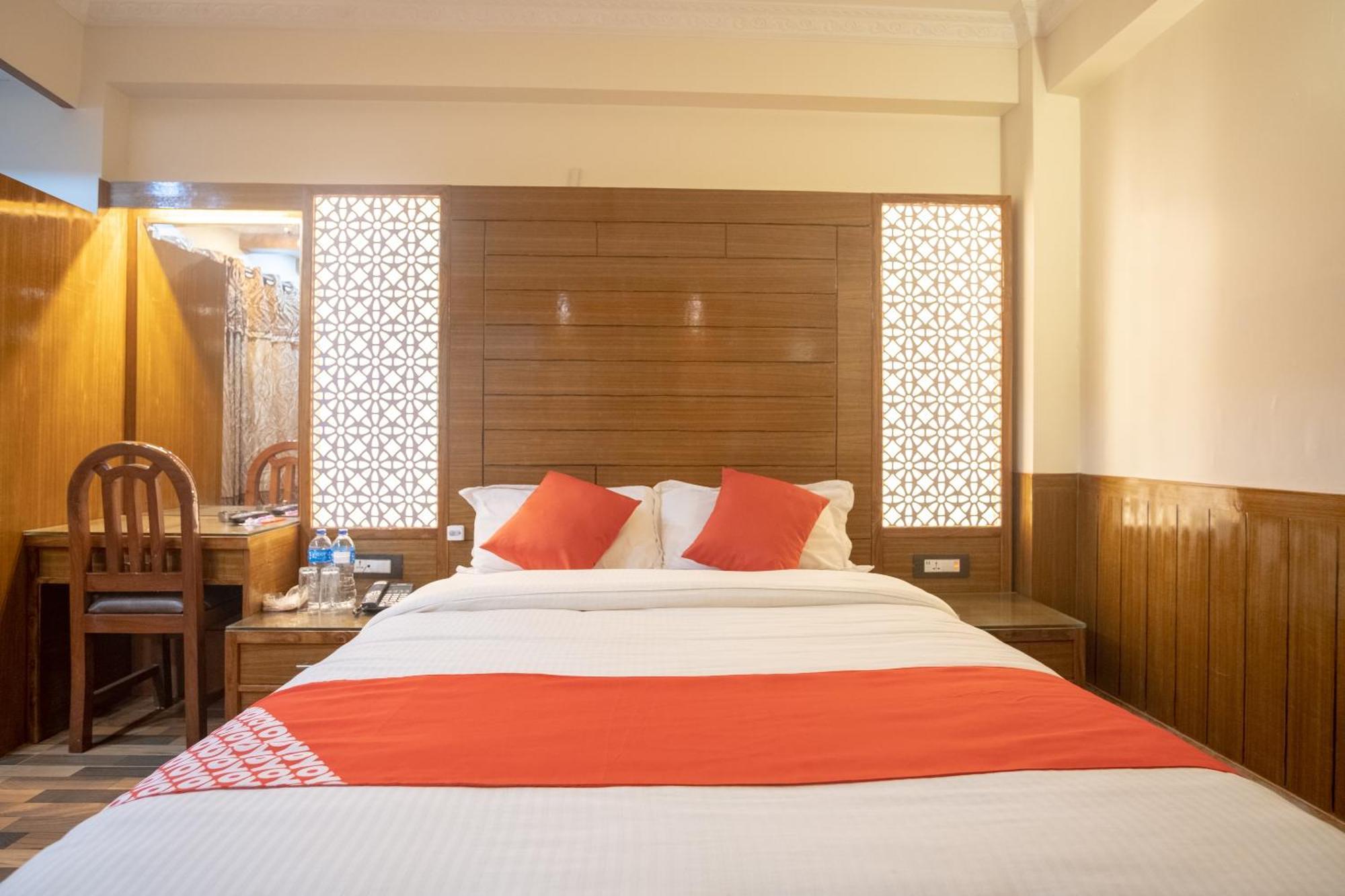 Balaju Oyo 304 Hotel Manama מראה חיצוני תמונה